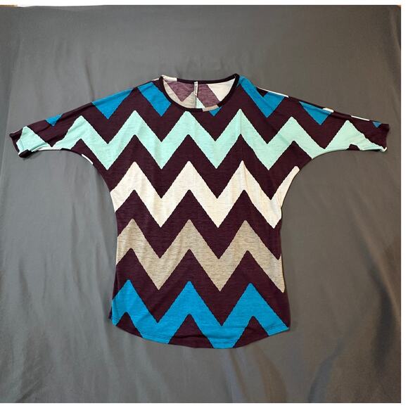 Auditions Chevron Batwing Sleeve Top Size Small – Made in USA women top - Picture 2 of 8